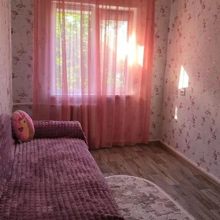 2-room Daily Hourly On Tinystia Odessza