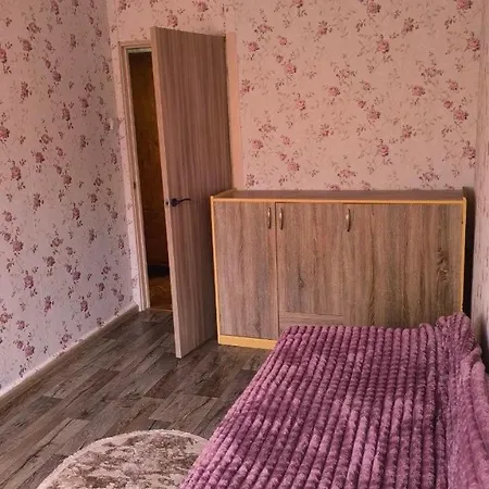 2-room Daily Hourly On Tinystia Odessza