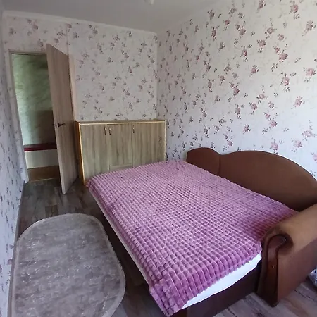 2-room Daily Hourly On Tinystia Odessza